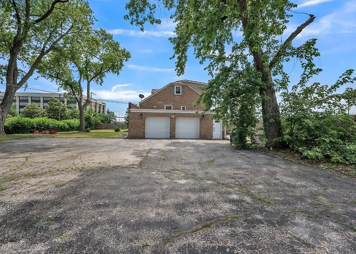 Holiday home Serene & Charming 5br Getaway *